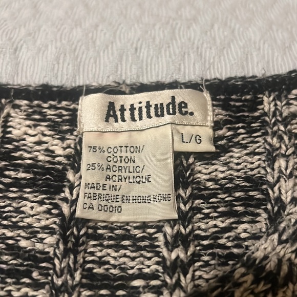 Cropped Attitude black and white knit sweater - Picture 2 of 6